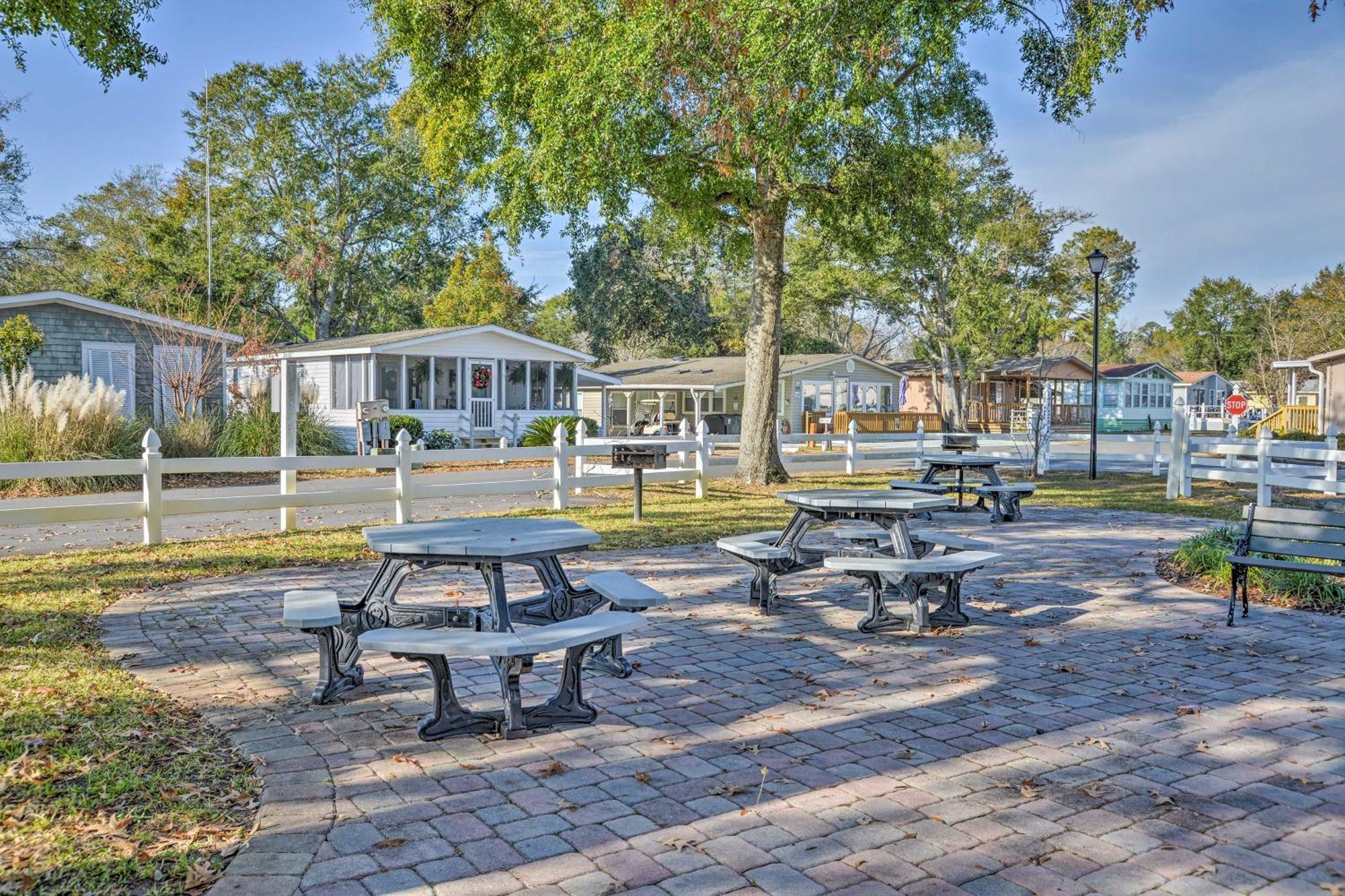 Surfside Beach Home With Pool Access Walk To Beach! Μιρτλ Μπιτς Εξωτερικό φωτογραφία