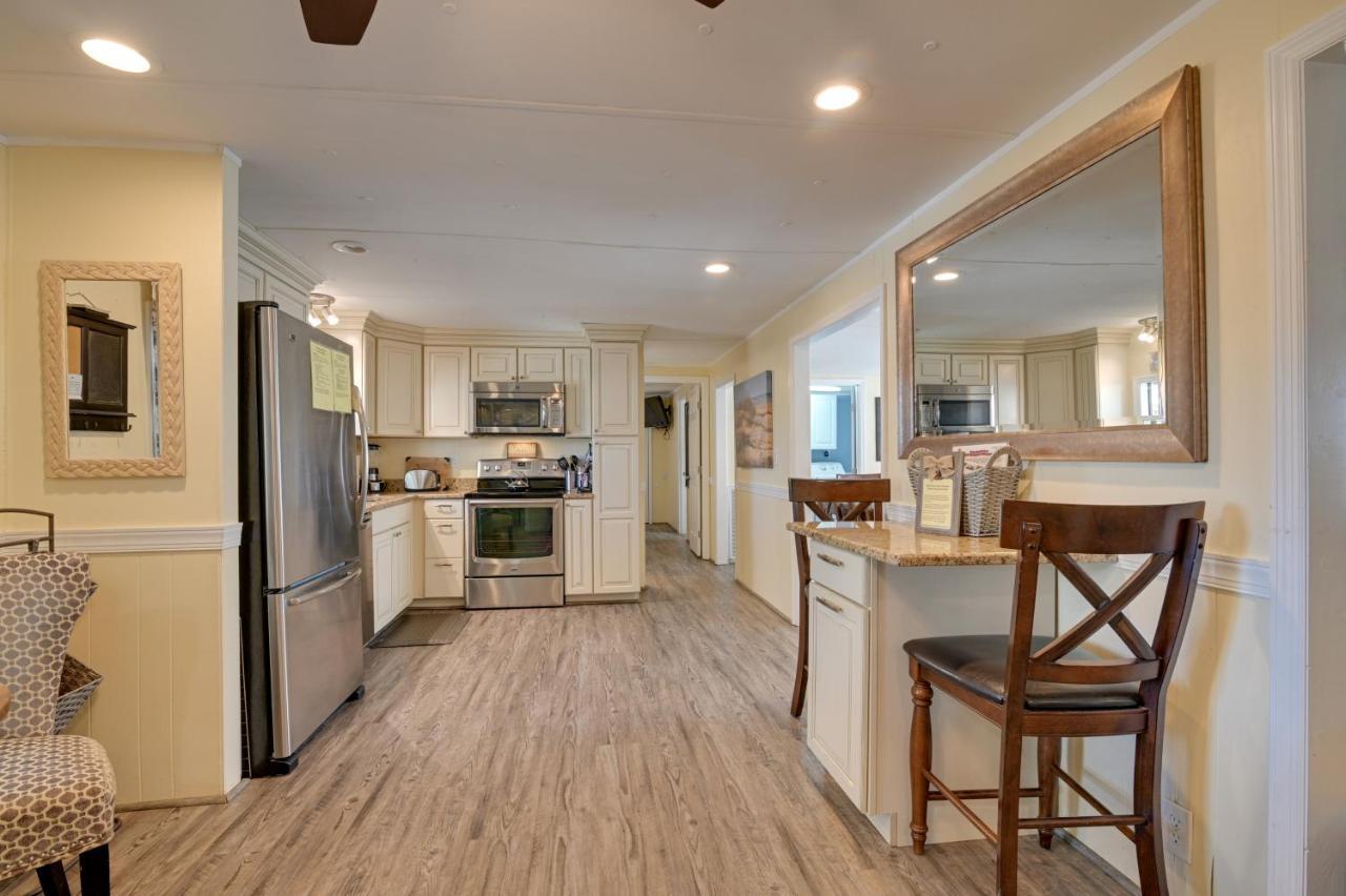 Surfside Beach Home With Pool Access Walk To Beach! Μιρτλ Μπιτς Εξωτερικό φωτογραφία